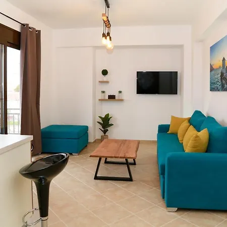 Zandre Shiny Apartment Nea Poteidaia